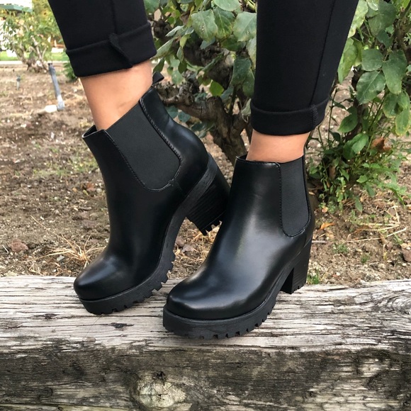 Shoes - WOMEN BOOTIES chunky heel